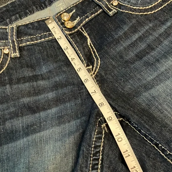 Vigoss New York Capris - Picture 7 of 9